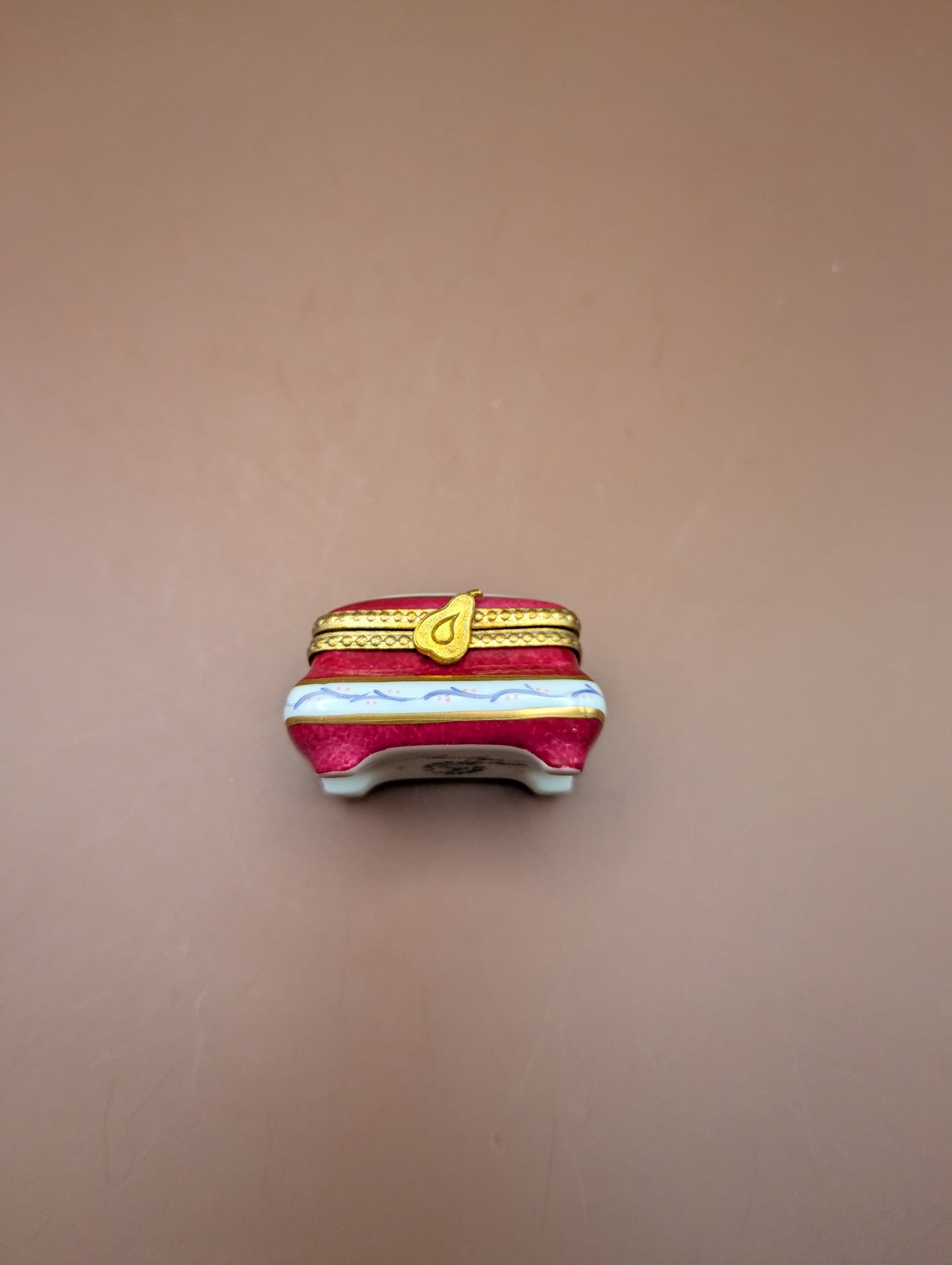 リモージュボックス ワインレッド