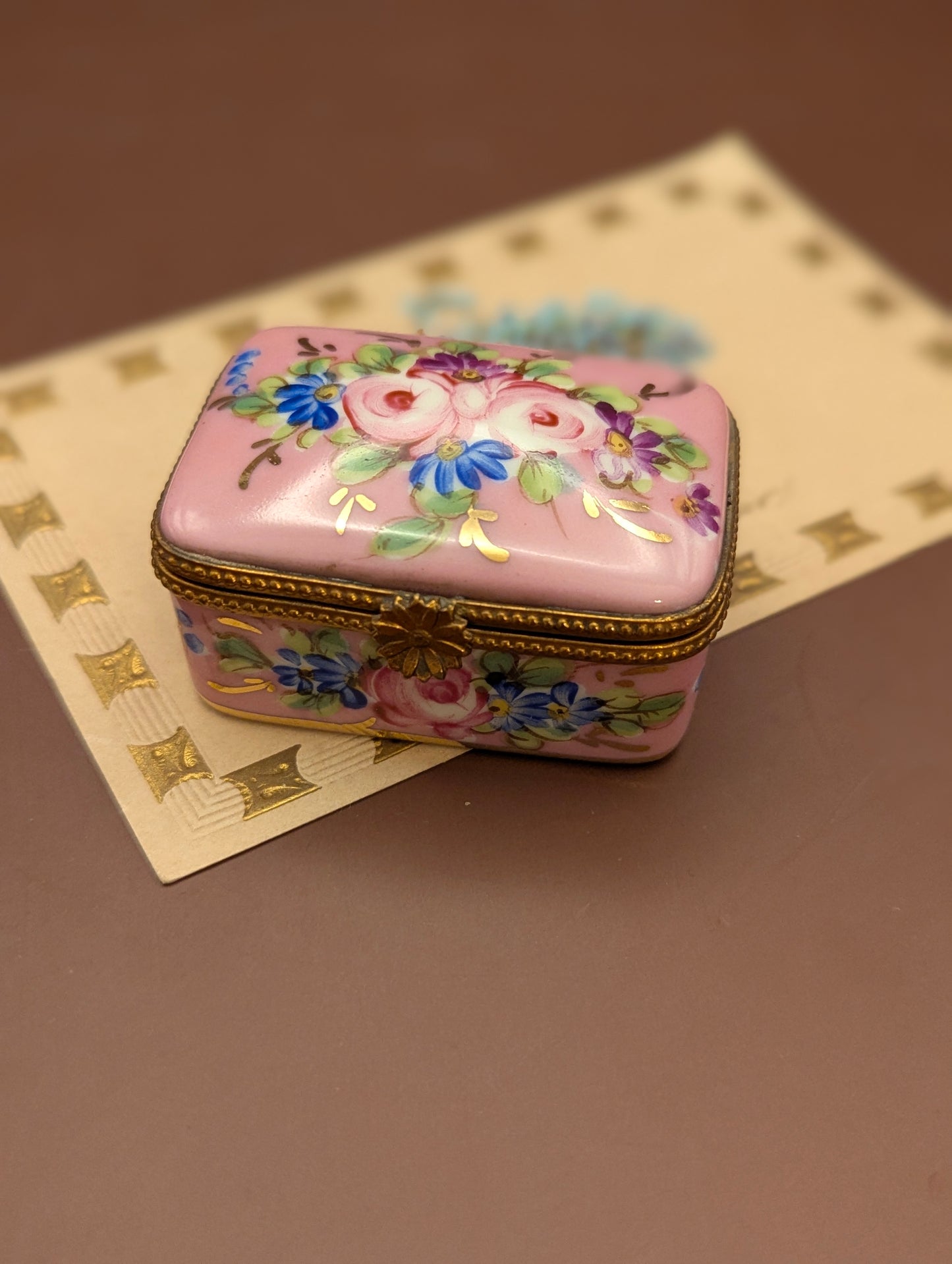 フレンチピンクの花柄リモージュボックス｜手描き一点物
