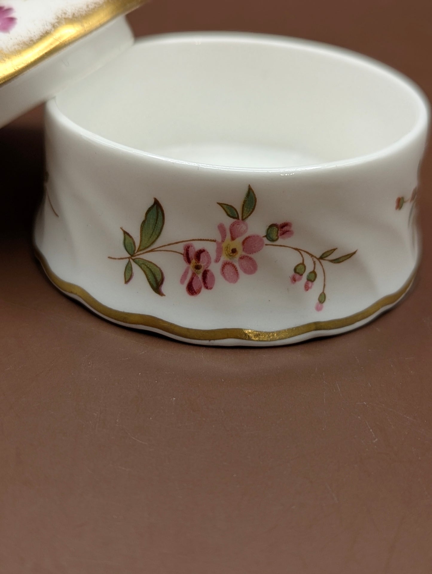 ハマースレイ社の花柄小物入れ | イギリスアンティーク陶磁器 | 一点物