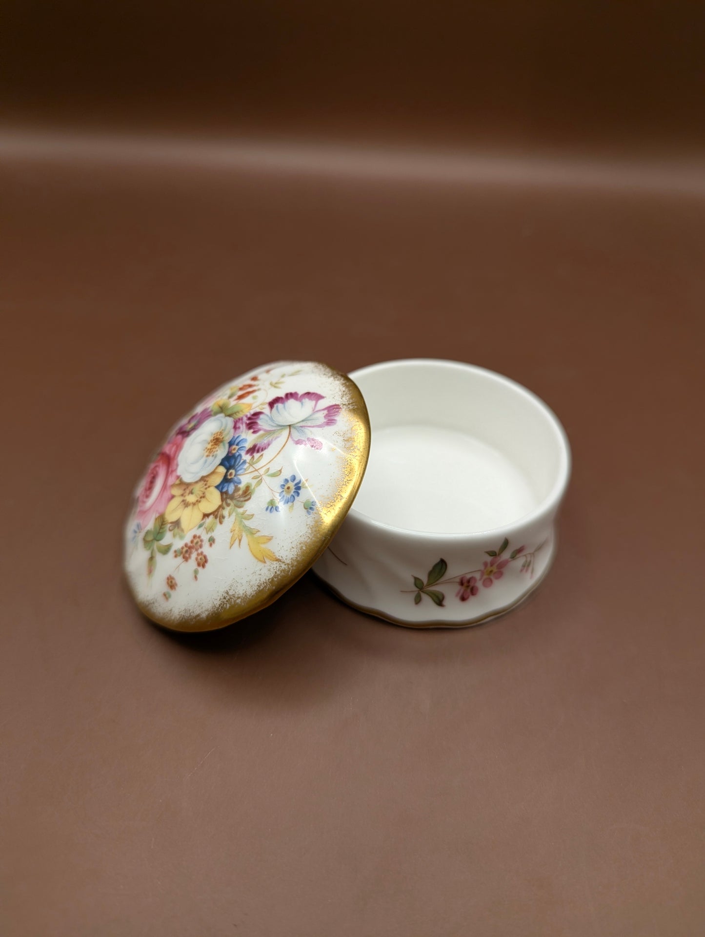 ハマースレイ社の花柄小物入れ | イギリスアンティーク陶磁器 | 一点物